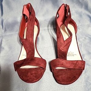 Burgundy Sandals Womans Size 10W Cloudwalker Never Worn